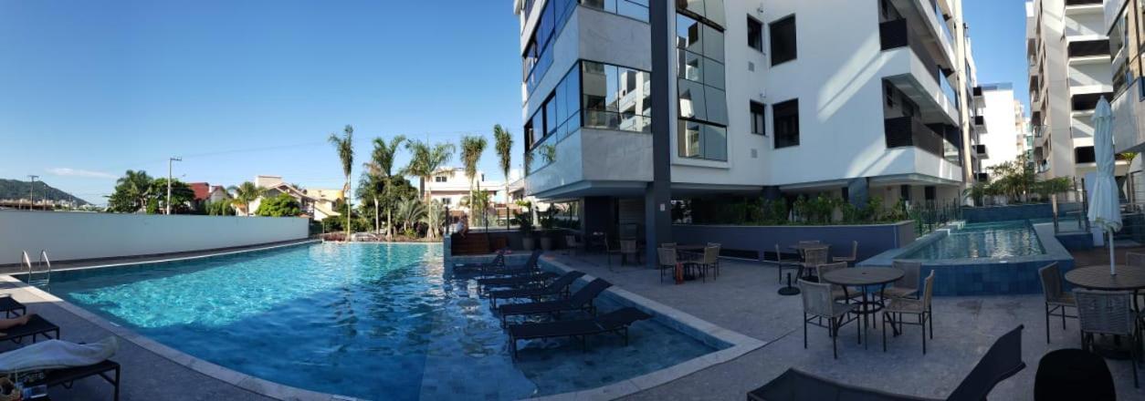 Cobertura Velejar Em Condominio Clube - Com Area De Lazer Governador Celso Ramos Exterior photo